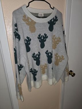 BiBi Pearl Reindeer Holiday Knit Sweater Grey Green Gold Size XL